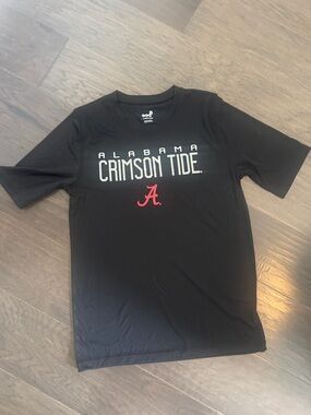 NWOT GEN2 university of Alabama Black Tee
